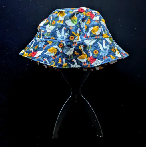 Goose "Honk!" Gloomy Rainy Day Bucket Hat